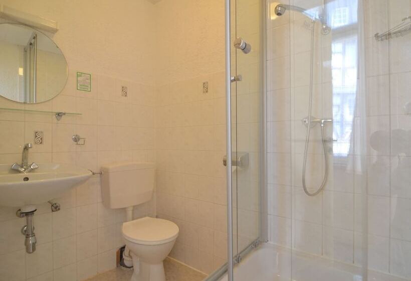 Classy Holiday Home In Rzig Near Forest