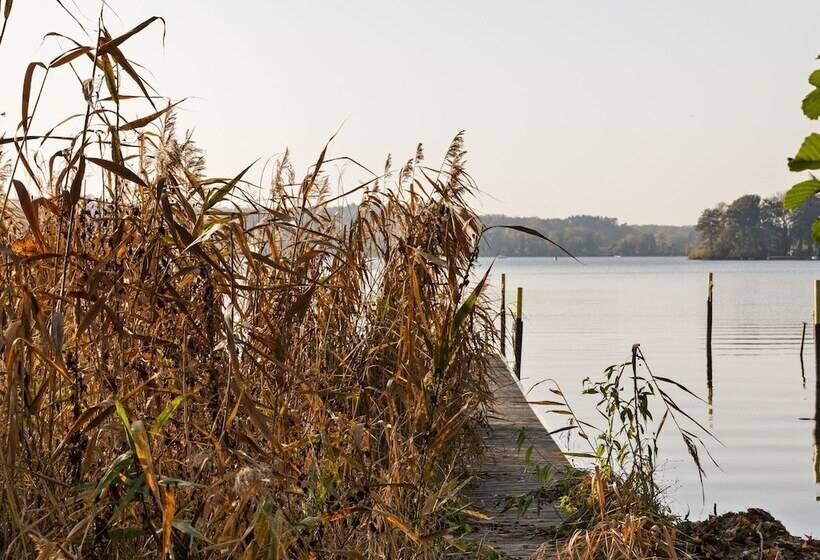 Cozy Bungalow In Werder With Garden