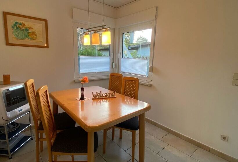 Cozy Bungalow In Werder With Garden