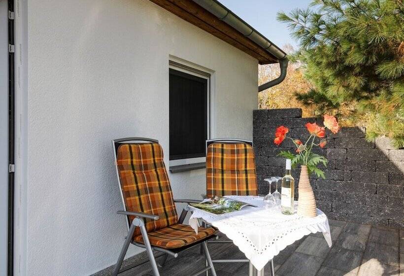 Cozy Bungalow In Werder With Garden