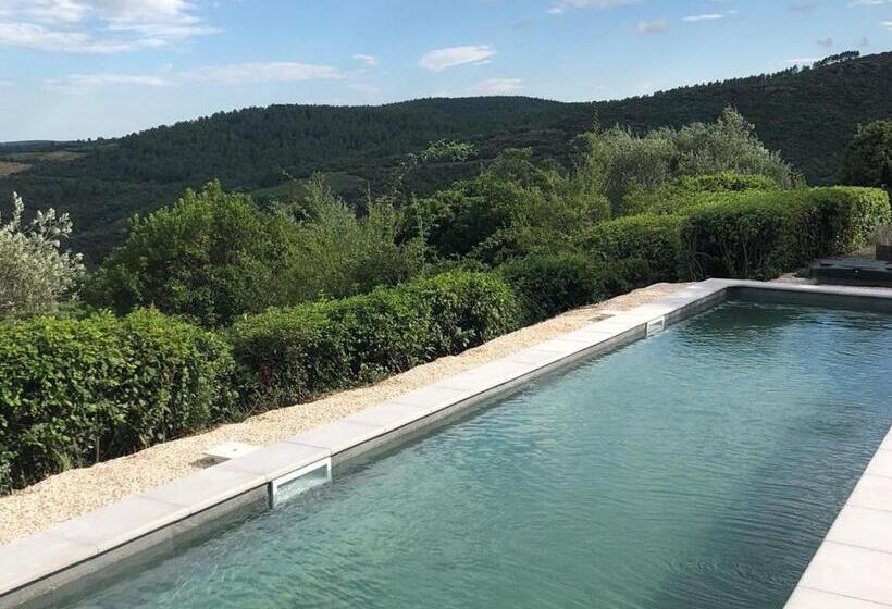 Delighful Villa In Berlou With Private Swimming Pool