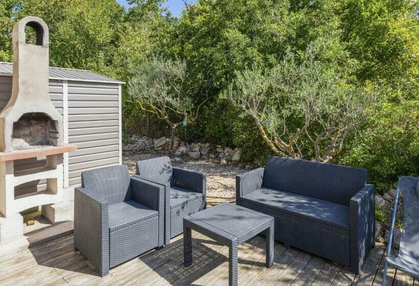 Modern Holiday Home With Private Pool