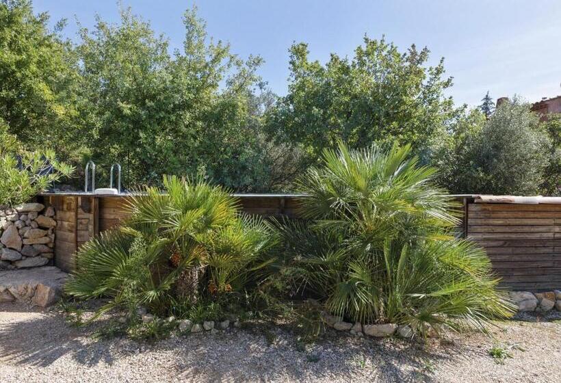 Modern Holiday Home With Private Pool