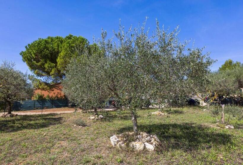 Modern Holiday Home With Private Pool