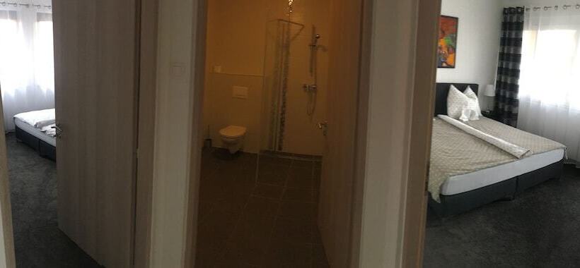 پانسیون Filsdeger Ház   Central Rooms & Apartmans