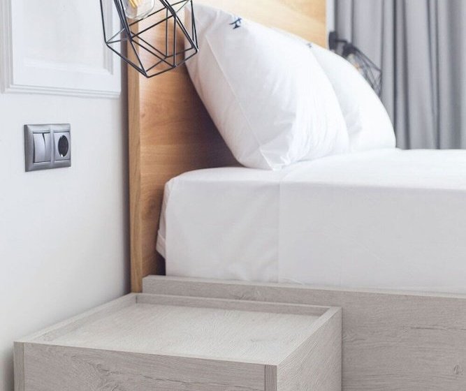 فندق Albatros Suites