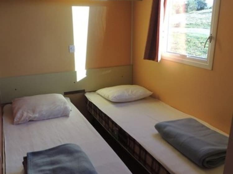 בית מלון כפרי Camping Beaume Giraud