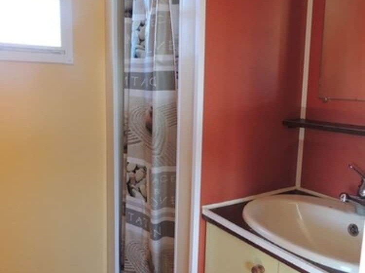 בית מלון כפרי Camping Beaume Giraud