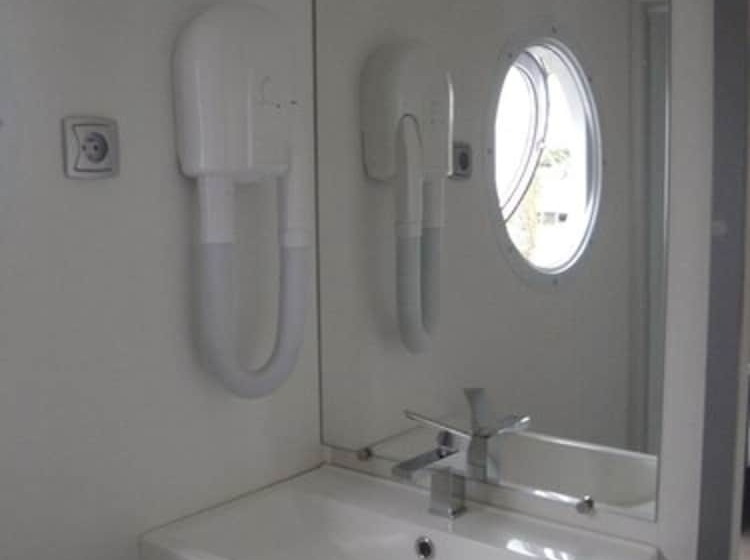 בית מלון כפרי Camping Beaume Giraud