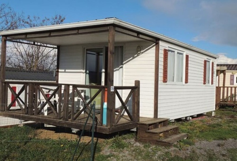 בית מלון כפרי Camping Beaume Giraud