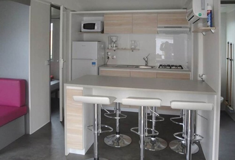 בית מלון כפרי Camping Beaume Giraud