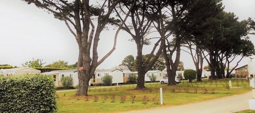 호텔 Camping Park Er Lann