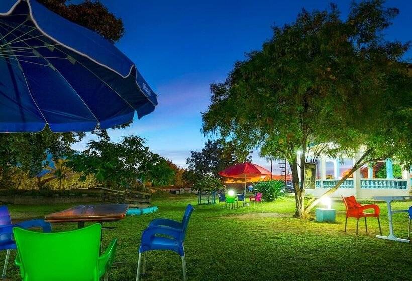 هتل Okumah Executive Lodge & Conference Centre