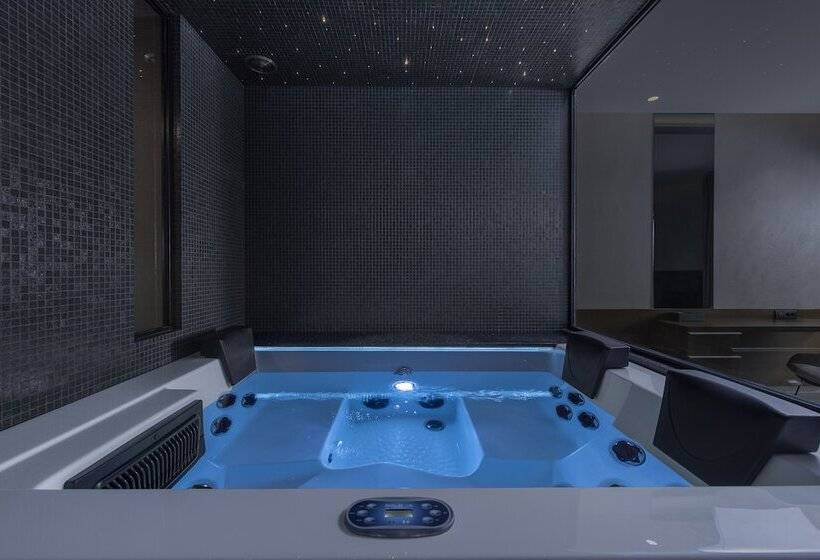 فندق Lalibay Resort & Spa   Adults Only