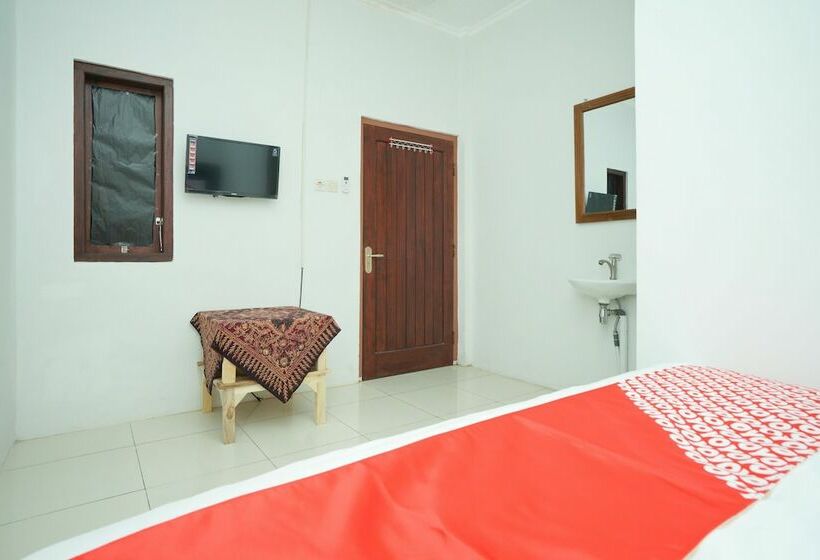 فندق Nindy Homestay By Oyo Rooms