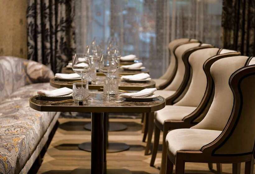 فندق Palacio Santa Clara, Autograph Collection