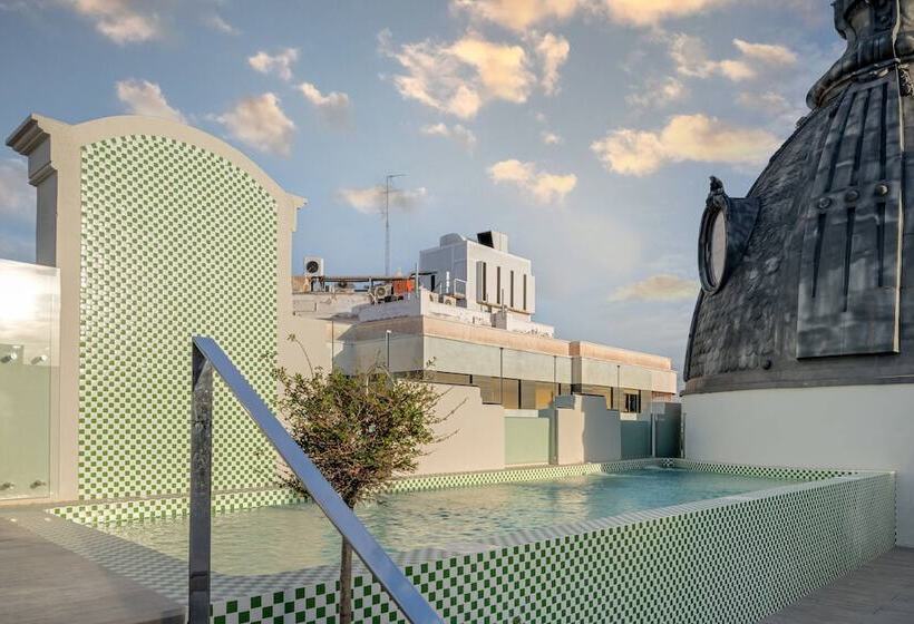 فندق Palacio Santa Clara, Autograph Collection