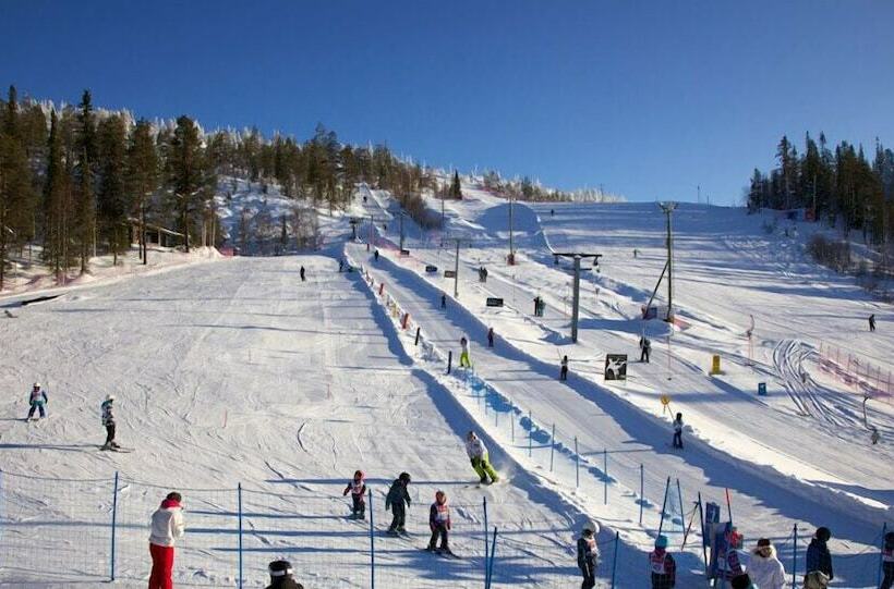 בית מלון כפרי Snowlounge Aurorahut Glasigloos Ice