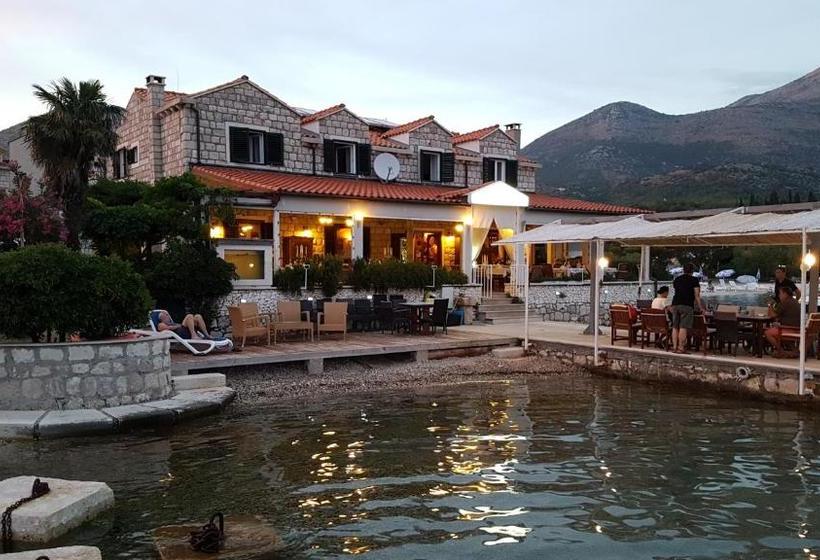 Sweet Village Hotel By The Sea