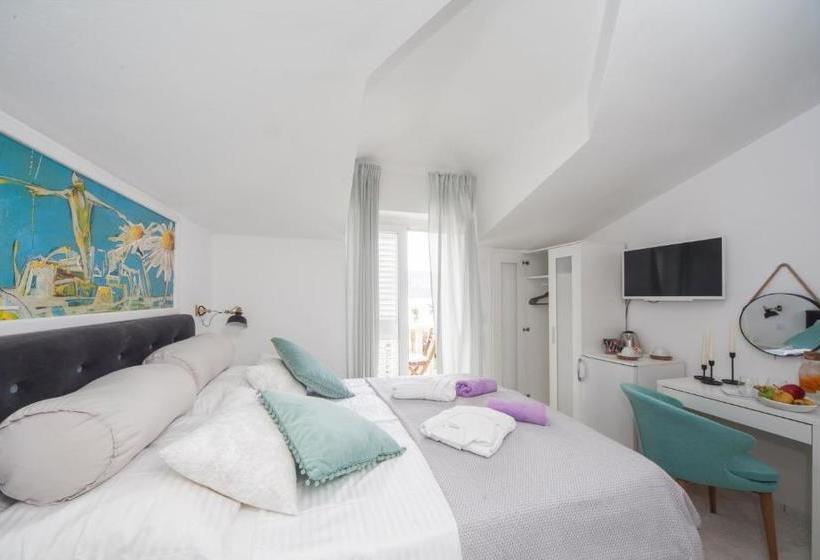 Sweet Village Hotel By The Sea