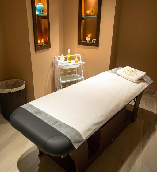 هتل Swiss Belinn Airport Muscat Oman