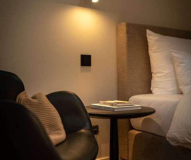 فندق The Adams  Self Check In