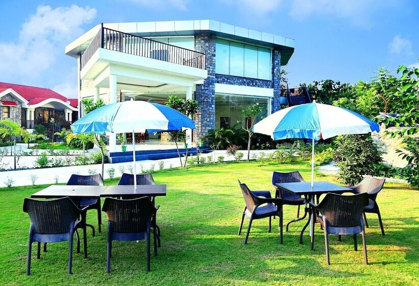 فندق The Corbet Manral Resort & Spa