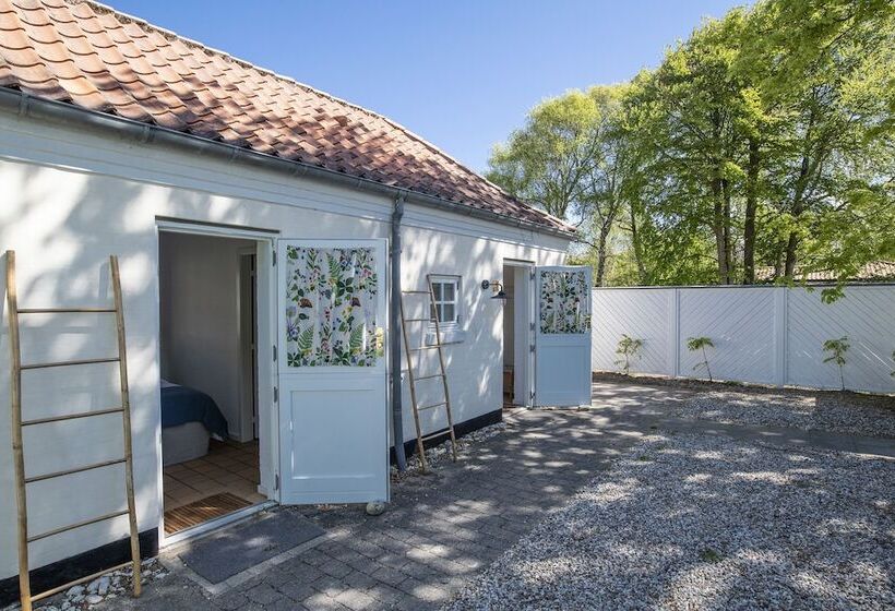 בית מלון כפרי Villa Strand