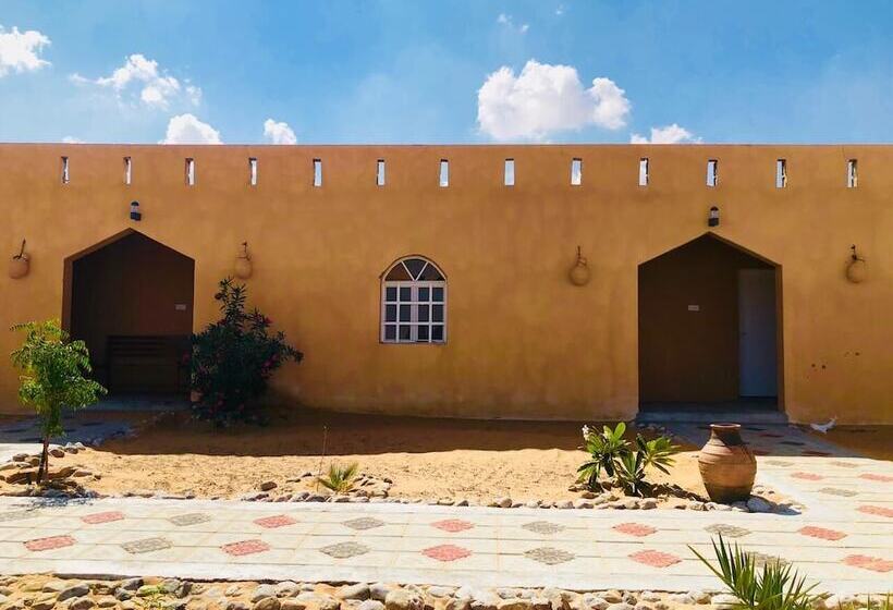 هتل Wahiba Bedouin Rustic Camp