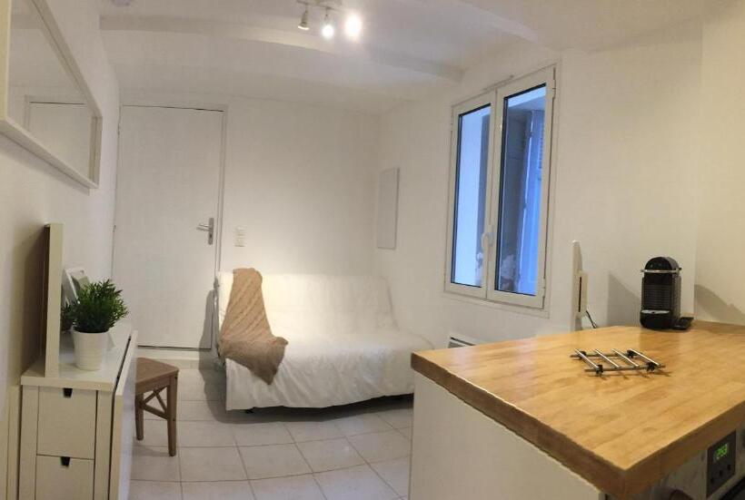 La Tanière De L Ours Blanc Aubagne Cassis Aix En Provence