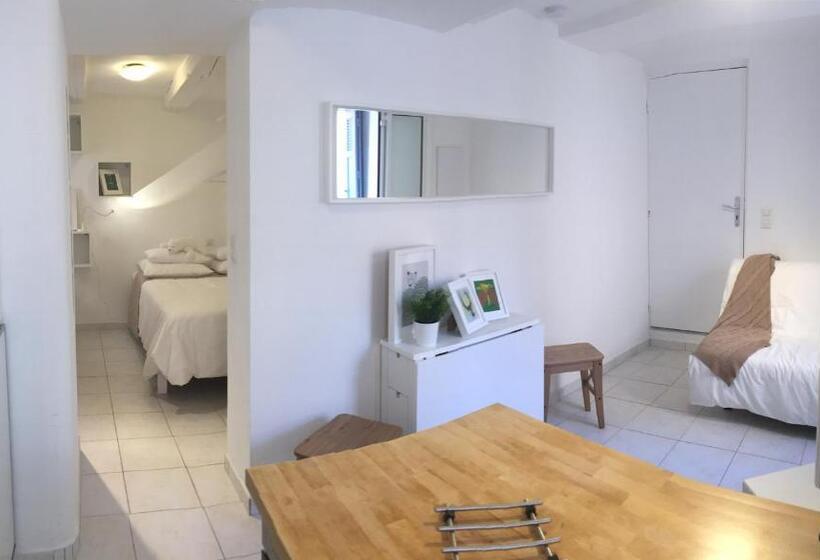 La Tanière De L Ours Blanc Aubagne Cassis Aix En Provence