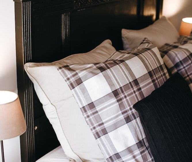 Le Manoir De La Perdrilais