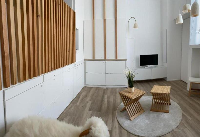 Le Mouton à 5 Pattes Aubagnecassisaix En Provence