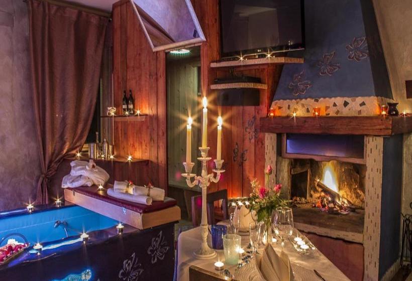 Il Nido D Amore   Lorenzana Colombaie