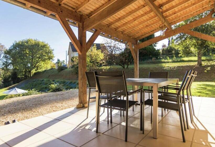 Luxury Villa With Pool On The Edge Of Montignac