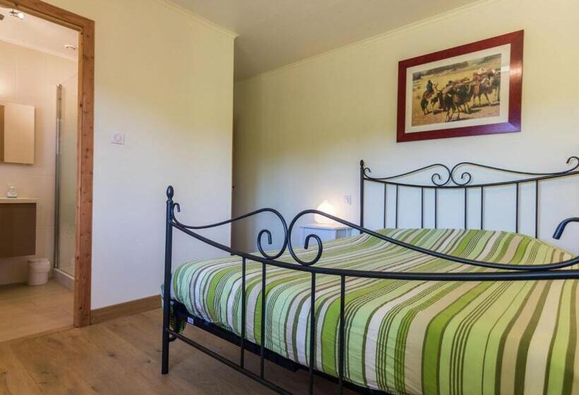 Luxury Villa With Pool On The Edge Of Montignac