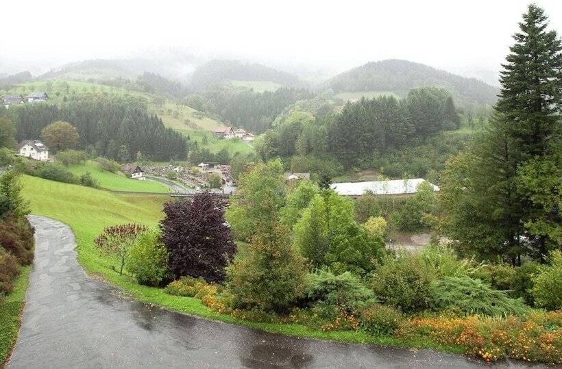 Modern Apartment In Bad Peterstal Griesbach With Vineyards
