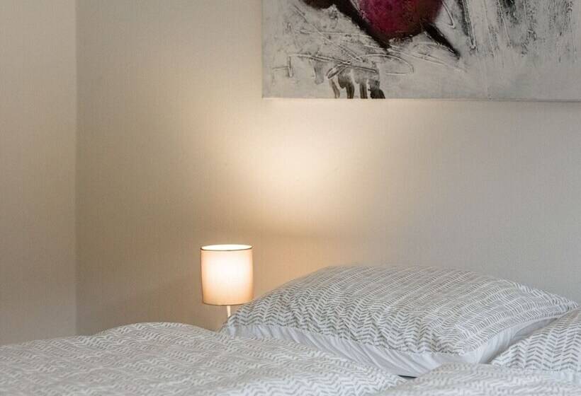 Apartment With Private Terrace In Velmede