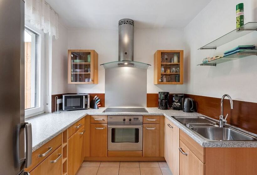 Apartment With Private Terrace In Velmede