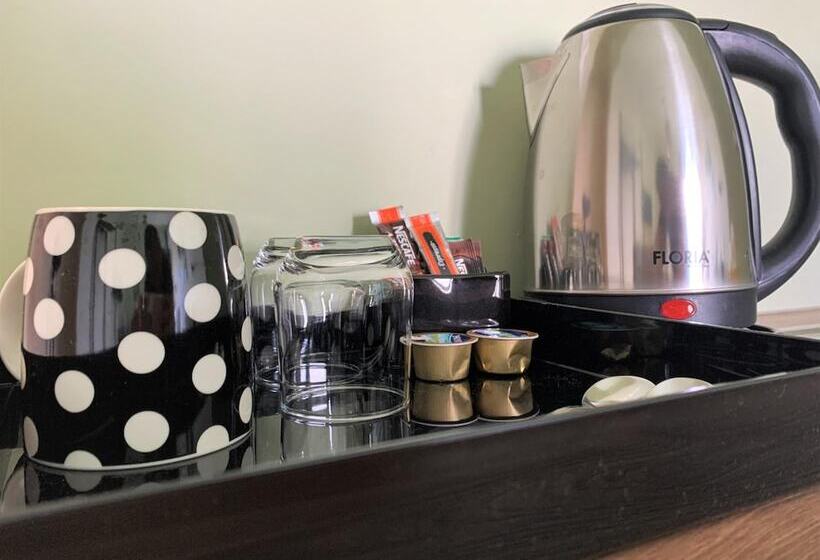 膳宿费 Aethon Airport Projectfree Shuttle