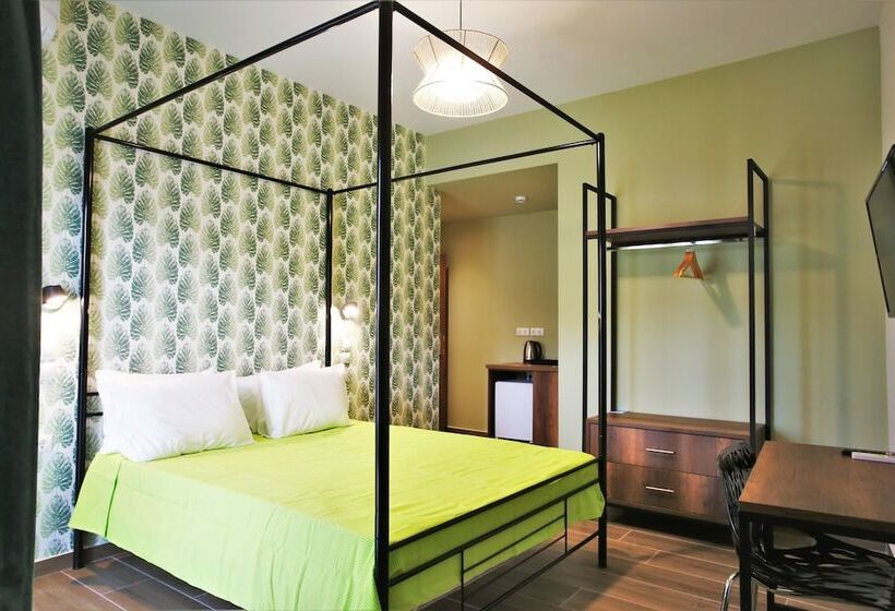 Pensão Aethon Airport Projectfree Shuttle