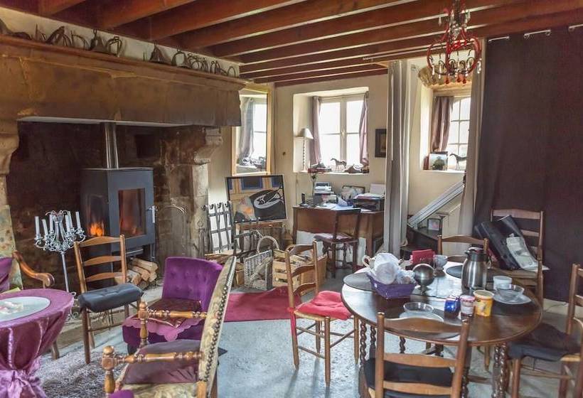 بنسيون Chez Maupassant