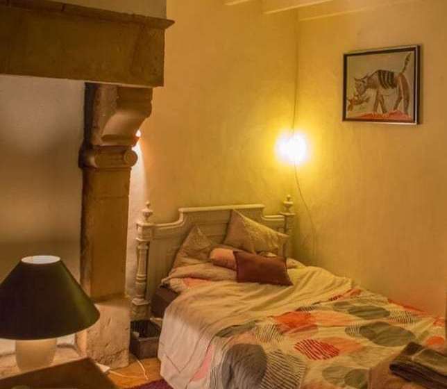 بنسيون Chez Maupassant