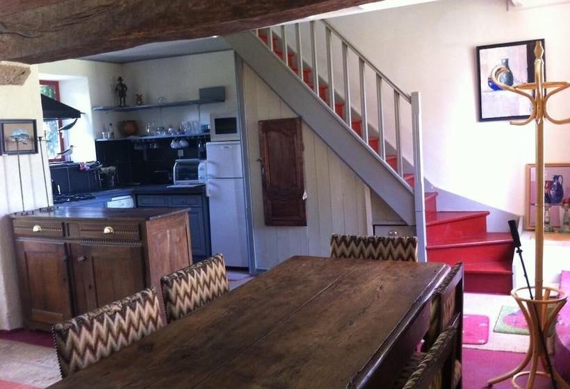 بنسيون Chez Maupassant