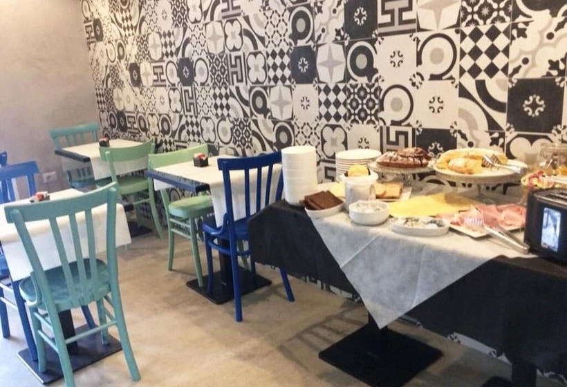 بنسيون Don Ugo Luxury Rooms