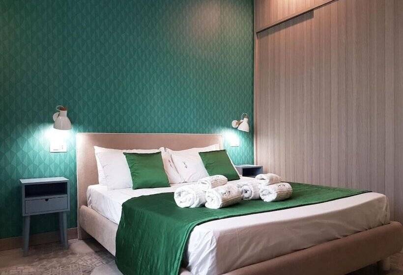 بنسيون Don Ugo Luxury Rooms