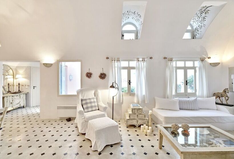 펜션 Finikia Residence