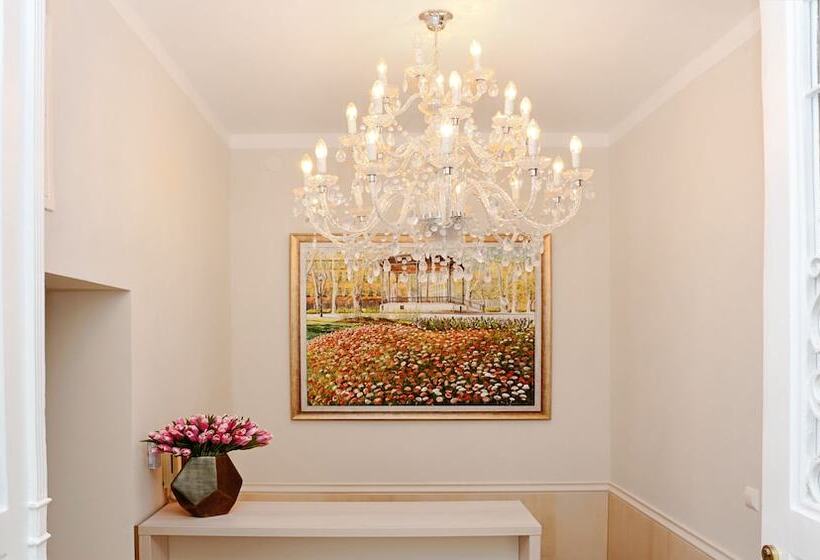 펜션 Flowers Zagreb Downtown