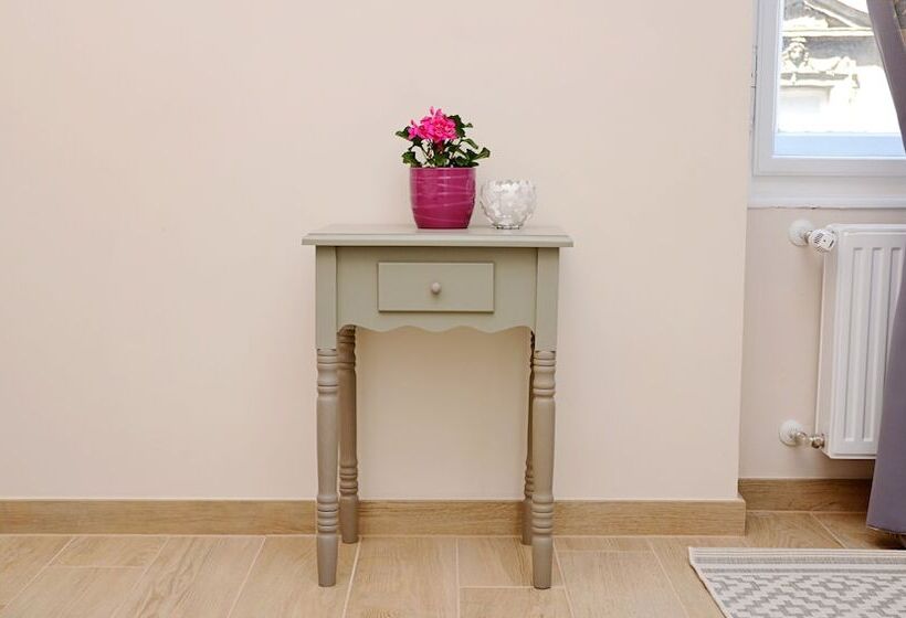 펜션 Flowers Zagreb Downtown