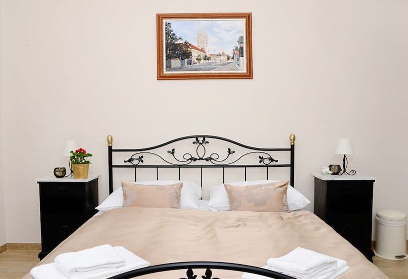 펜션 Flowers Zagreb Downtown